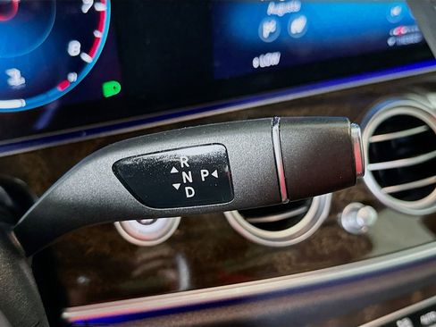 Used 2021 Mercedes-Benz E 350 Sedan w/ Premium Package image 21