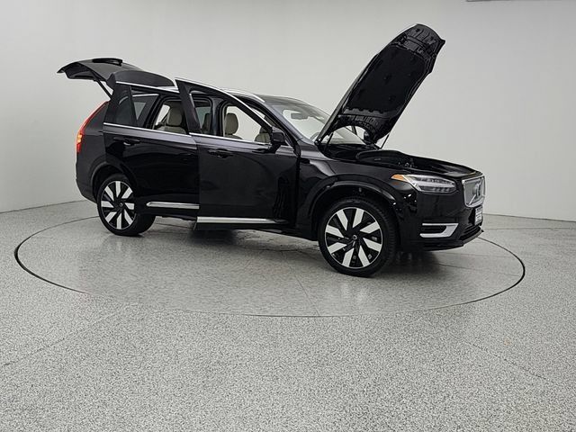 Certified 2025 Volvo XC90 T8 Plus w/ Protection Package Premier AWD/4WD image 10