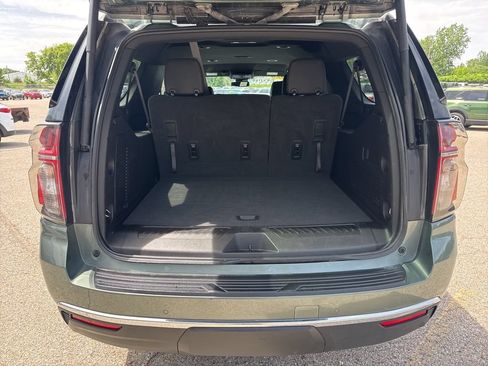 Used 2024 Chevrolet Suburban LT AWD/4WD image 24