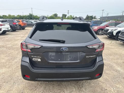 Used 2024 Subaru Outback Premium AWD/4WD image 13