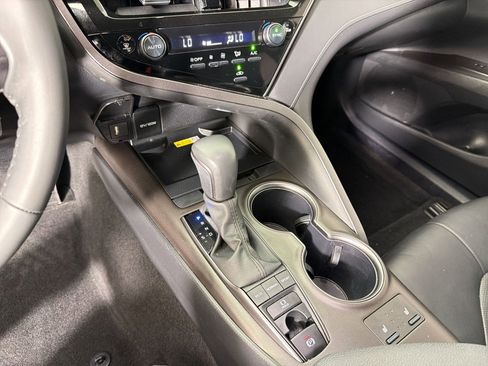 Used 2024 Toyota Camry XSE image 18