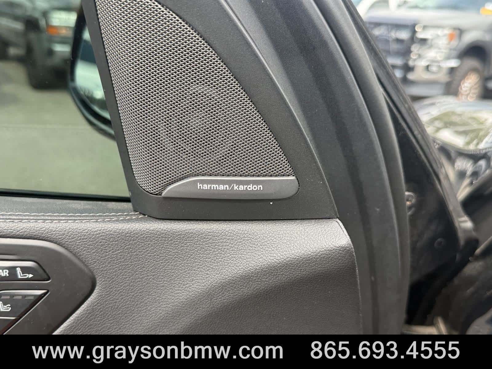 Used 2022 BMW X7 M50i w/ Luxury Seating Package AWD/4WD image 16
