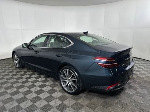Used 2023 Genesis G70 2.0T image 5