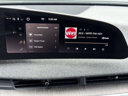 Used 2023 Lucid Air Pure AWD/4WD image 20