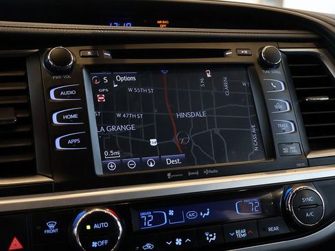 Used 2018 Toyota Highlander SE w/ Protection Package #3 image 31