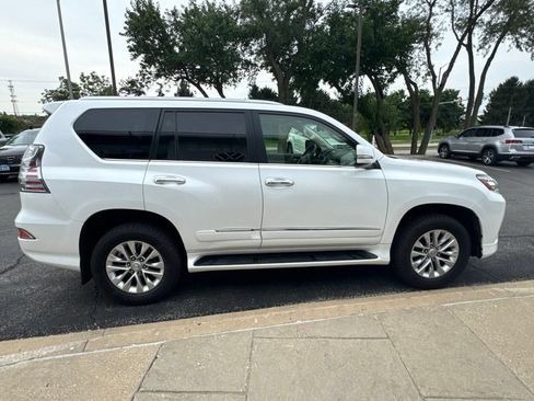Used 2014 Lexus GX 460 w/ Premium Package AWD/4WD image 7