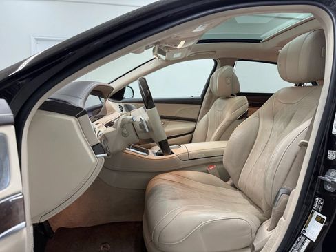 Used 2019 Mercedes-Benz S 560 4MATIC Sedan image 16