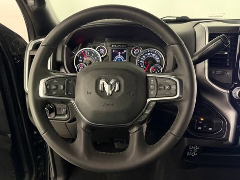 Used 2025 RAM 2500 Big Horn AWD/4WD image 15