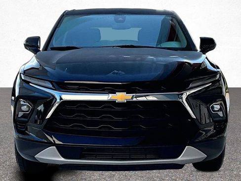Used 2023 Chevrolet Blazer LT FWD image 3