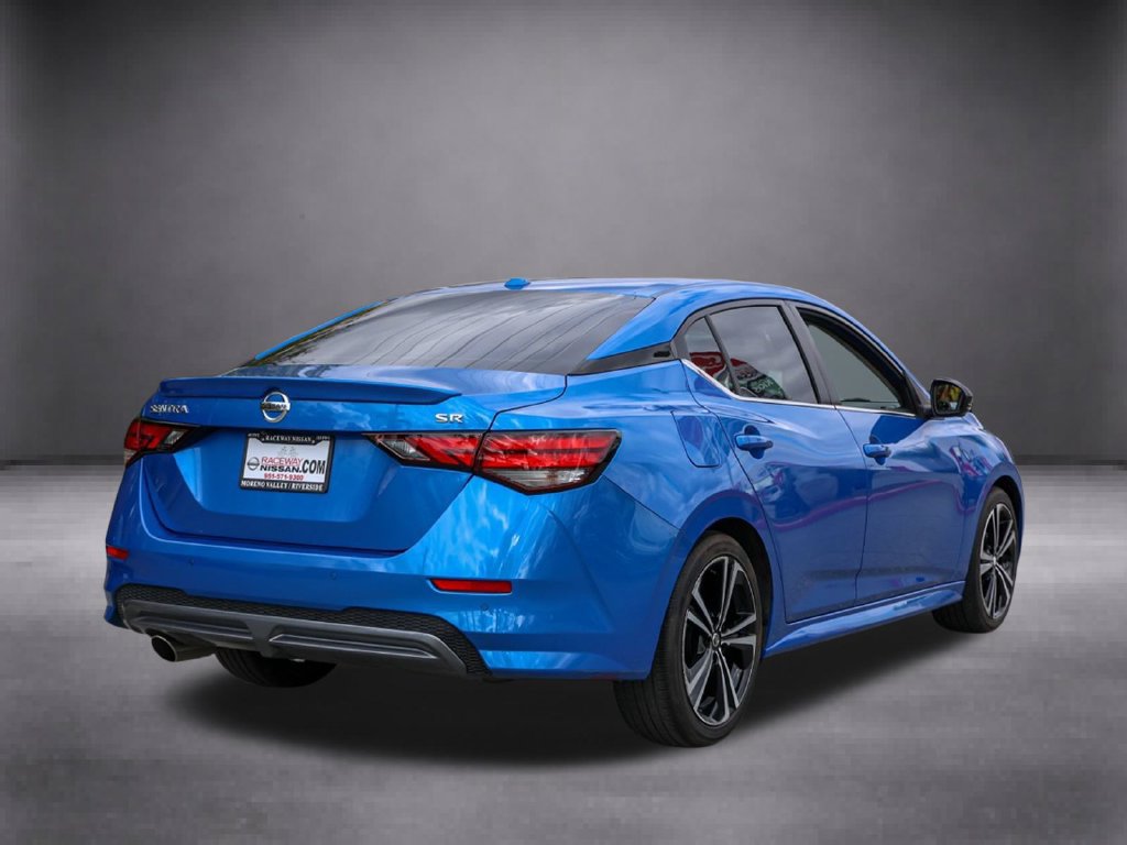 Used 2023 Nissan Sentra SR w/ SR Premium Package FWD image 4