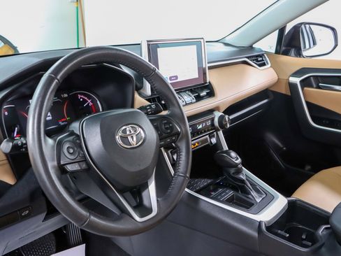 Used 2023 Toyota RAV4 XLE Premium FWD image 23