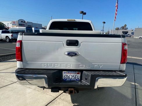 Used 2015 Ford F250 XLT w/ XLT Interior Package image 7