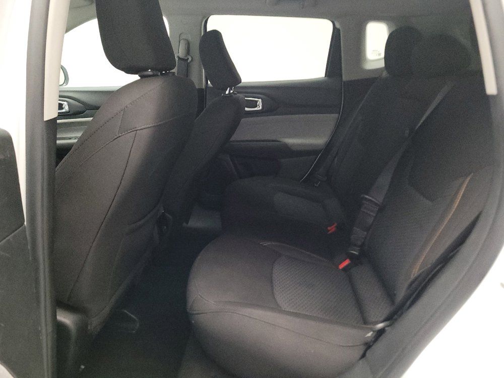 Used 2022 Jeep Compass Sport AWD/4WD image 18