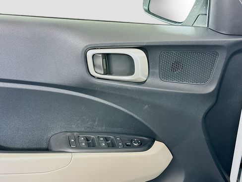 New 2026 Hyundai Venue SEL image 18