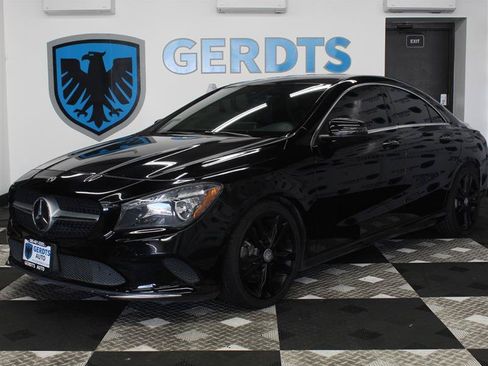 Used 2019 Mercedes-Benz CLA 250 4MATIC w/ Premium Package image 1