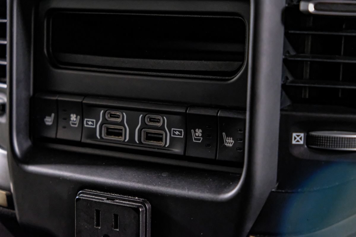 Used 2021 RAM 1500 Limited w/ Night Edition AWD/4WD image 33