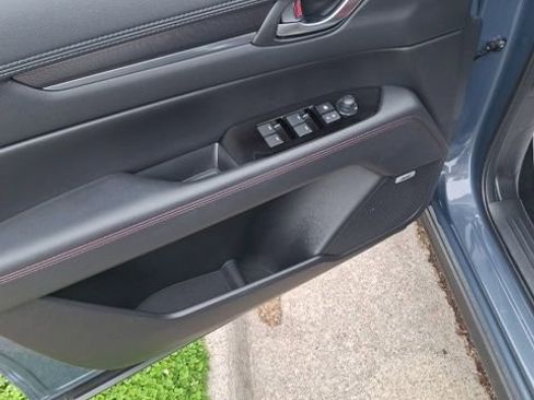 Used 2023 MAZDA CX-5 Carbon Edition image 11