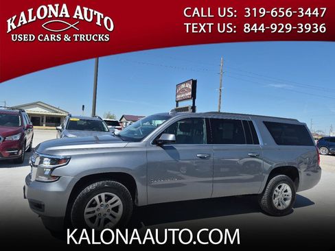 Used 2019 Chevrolet Suburban LT image 1