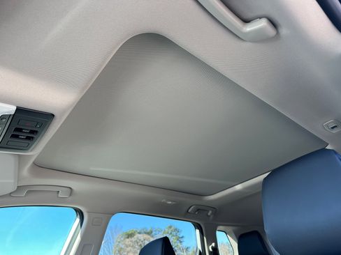 New 2026 Nissan Rogue SV image 33