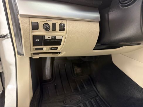 Used 2014 Subaru Outback 2.5i Premium AWD/4WD image 14