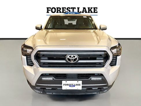 Used 2024 Toyota Tacoma SR5 AWD/4WD image 2