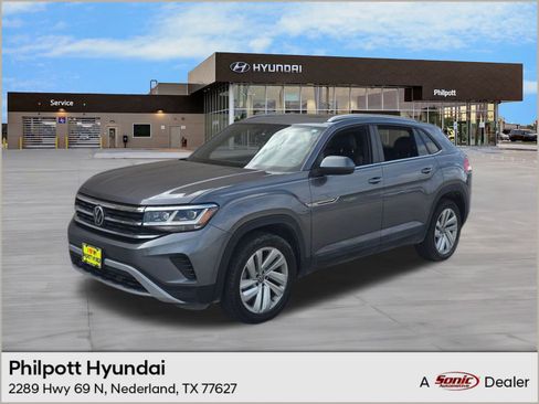 Used 2021 Volkswagen Atlas Cross Sport SE w/ Panoramic Sunroof Package image 1