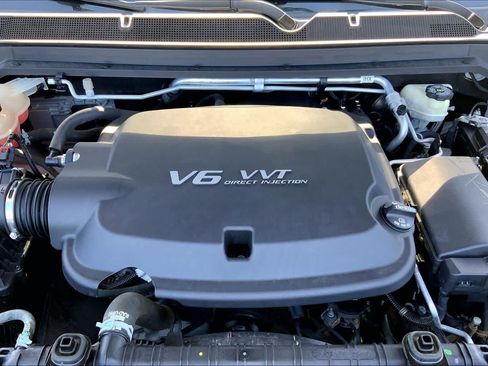 Used 2017 GMC Canyon SLT w/ Driver Alert Package AWD/4WD image 31