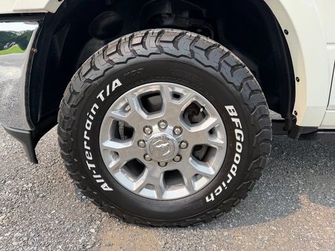 Used 2022 RAM 2500 Laramie AWD/4WD image 15