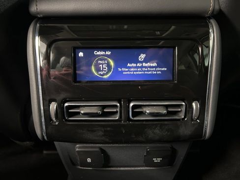 New 2026 Lincoln Aviator AWD image 32