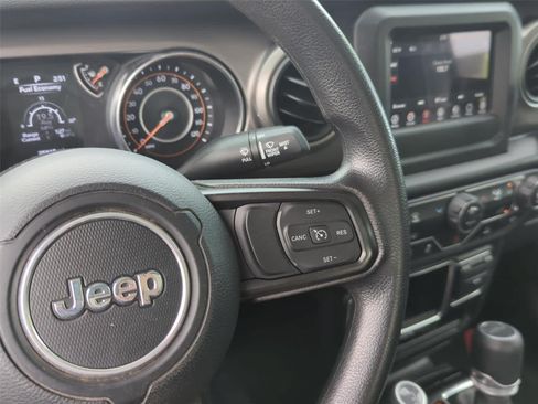 Used 2022 Jeep Gladiator Sport w/ Trailer Tow Package AWD/4WD image 18