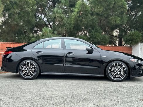 Used 2022 Mercedes-Benz CLA 35 AMG 4MATIC image 3