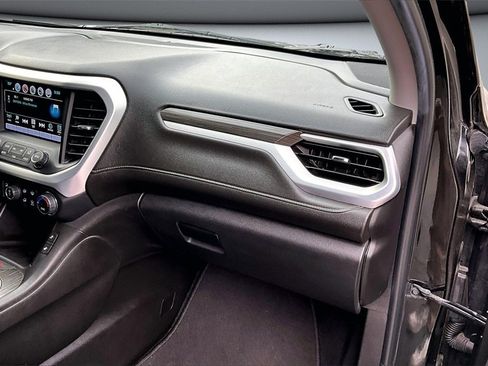 Used 2019 GMC Acadia SLT image 23