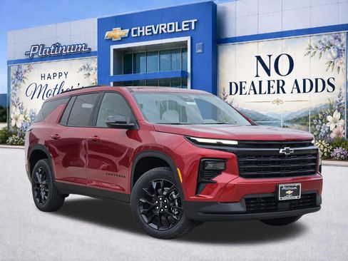 New 2026 Chevrolet Traverse LT FWD image 1