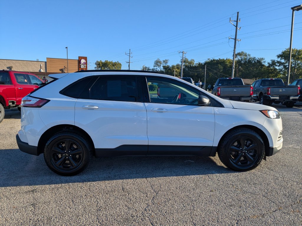 Used 2024 Ford Edge SE AWD/4WD image 3