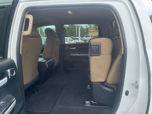 Used 2017 Toyota Tundra SR5 w/ SR5 Upgrade Package RWD image 23