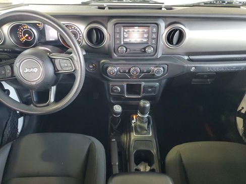 Used 2018 Jeep Wrangler Unlimited Sport AWD/4WD image 11
