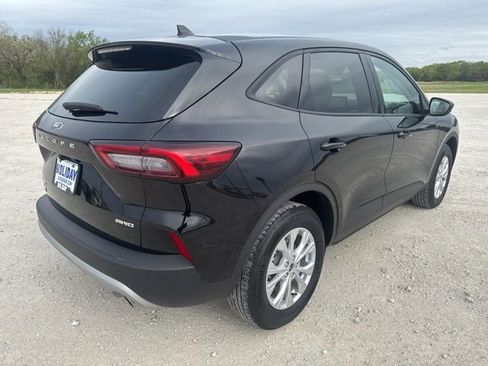 Used 2025 Ford Escape Active AWD/4WD image 6