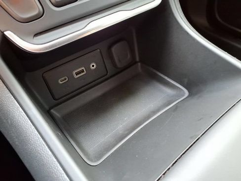 Used 2020 GMC Terrain SLE w/ Driver Convenience Package FWD image 27