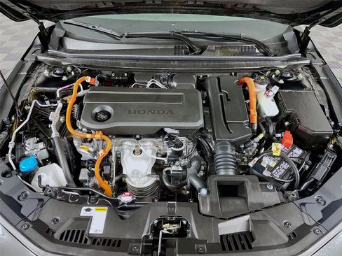 Used 2025 Honda Accord Sport image 32