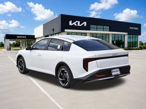 New 2026 Kia K4 EX FWD image 6