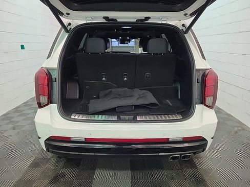 Used 2025 Hyundai Palisade Calligraphy image 13