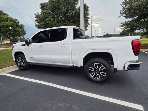 Used 2023 GMC Sierra 1500 AT4 w/ AT4 Premium Package AWD/4WD image 3