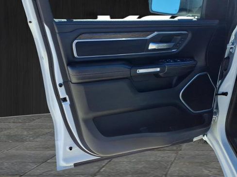 Used 2020 RAM 1500 Laramie w/ Off Road Group AWD/4WD image 24
