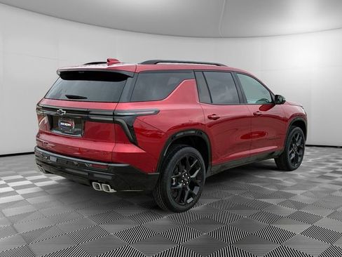 New 2026 Chevrolet Traverse RS image 3