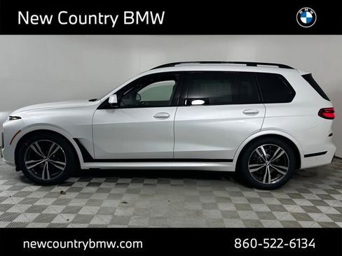 New 2026 BMW X7 xDrive40i image 4