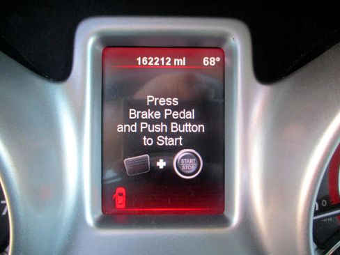 Used 2012 Dodge Journey SXT image 13