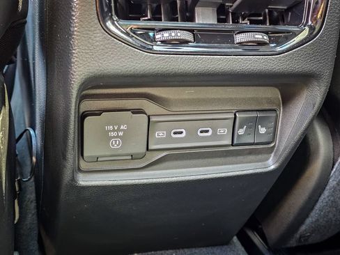 Used 2026 Jeep Grand Cherokee Limited AWD/4WD image 38