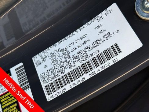 Used 2024 Toyota Tacoma TRD Sport w/ TRD Sport Premium Package AWD/4WD image 30