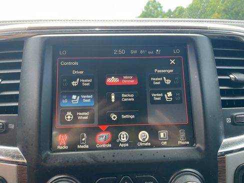 Used 2017 RAM 1500 Laramie AWD/4WD image 24