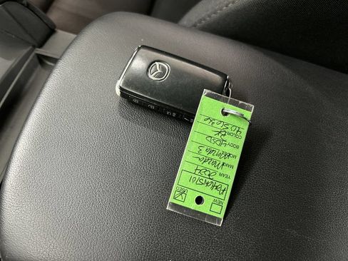Used 2024 MAZDA MAZDA3 s FWD image 12